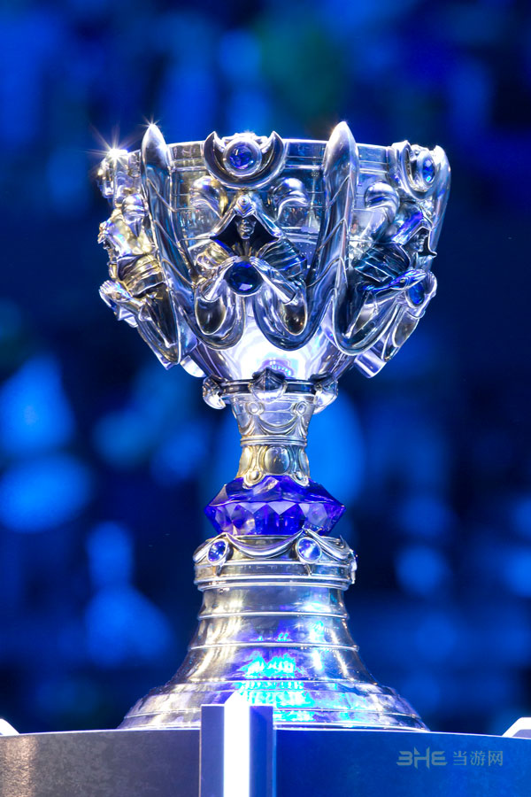 朱开坦言TheShy入选最佳阵容一阵实至名归，上单统治力引爆投票争议-jbo竞博·电竞